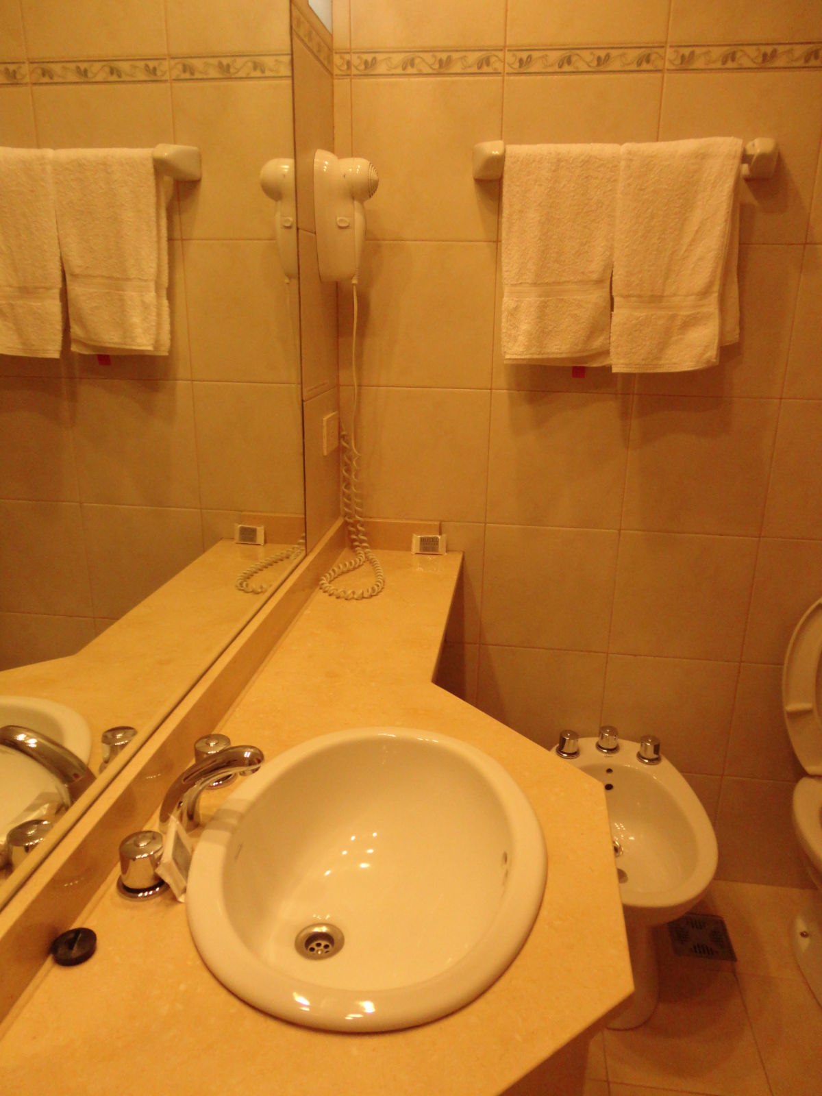 Hotel Carrara Buenos Aires Extérieur photo