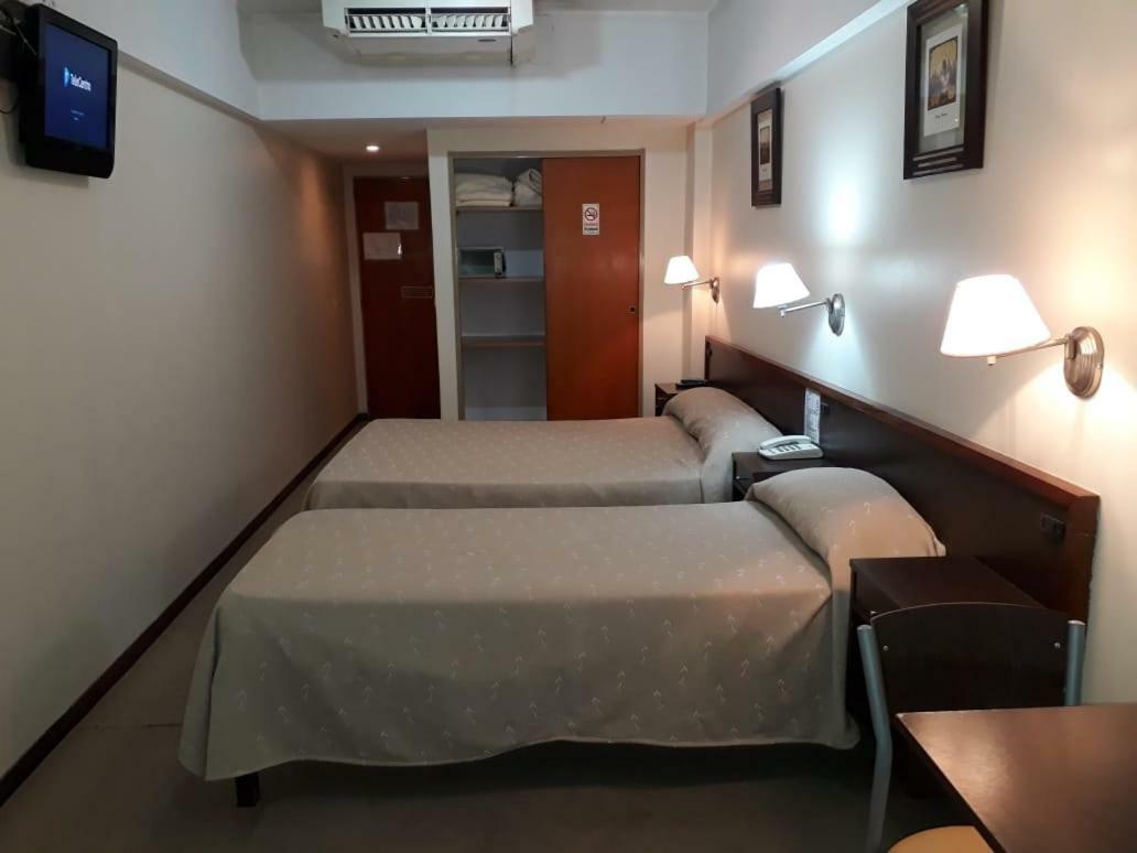 Hotel Carrara Buenos Aires Extérieur photo